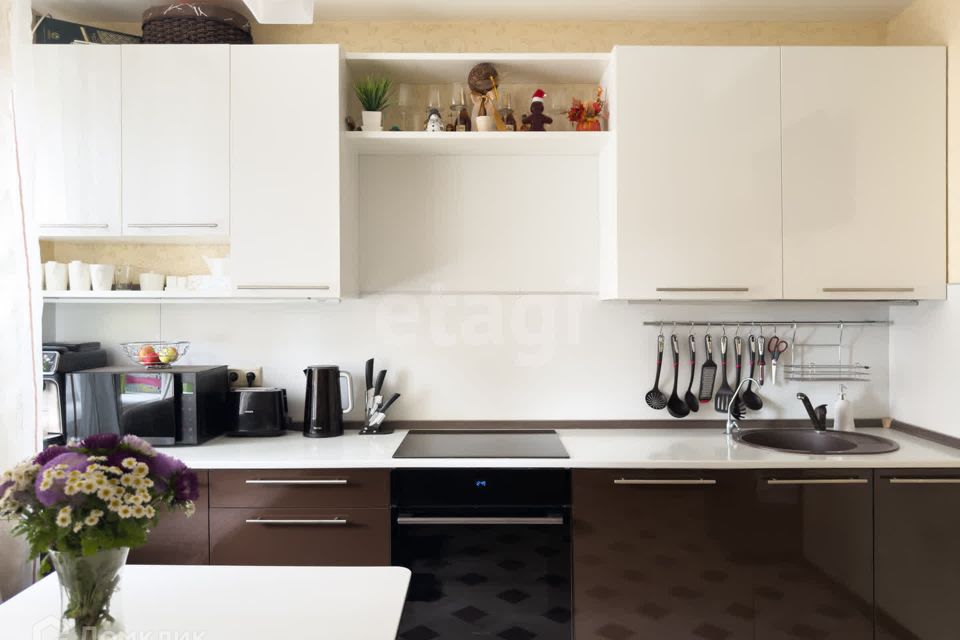 Продаётся 1-комнатная квартира, 46.8 м²