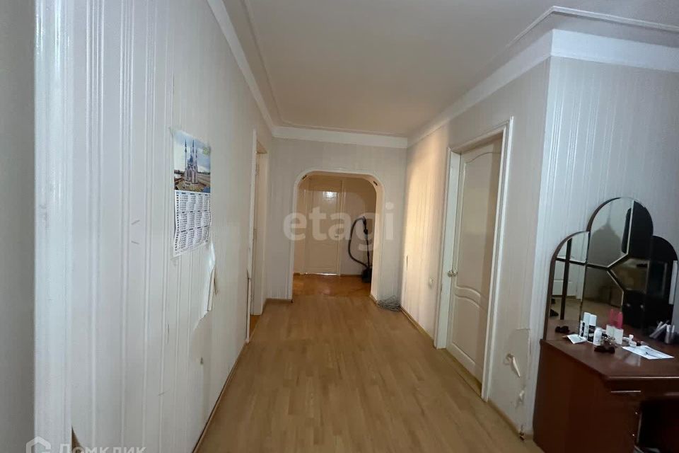 Продаётся 3-комнатная квартира, 102.2 м²