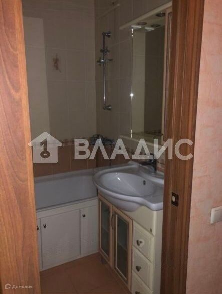 Продаётся 1-комнатная квартира, 38 м²