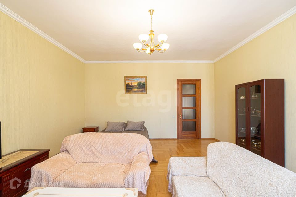 Продаётся 3-комнатная квартира, 95.6 м²