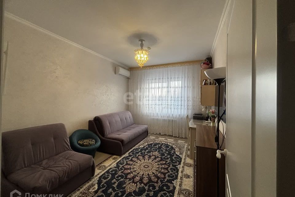 Продаётся 1-комнатная квартира, 35.3 м²