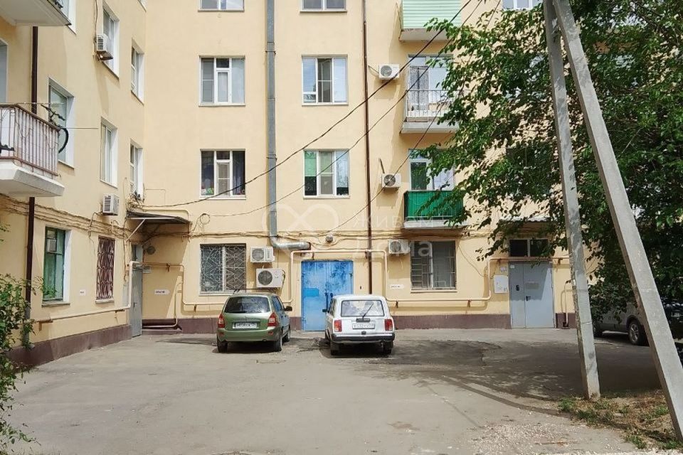 Продаётся 3-комнатная квартира, 75.6 м²