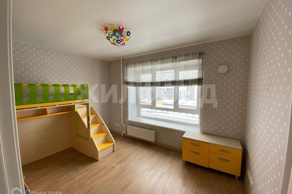 Сдаётся студия, 60 м²