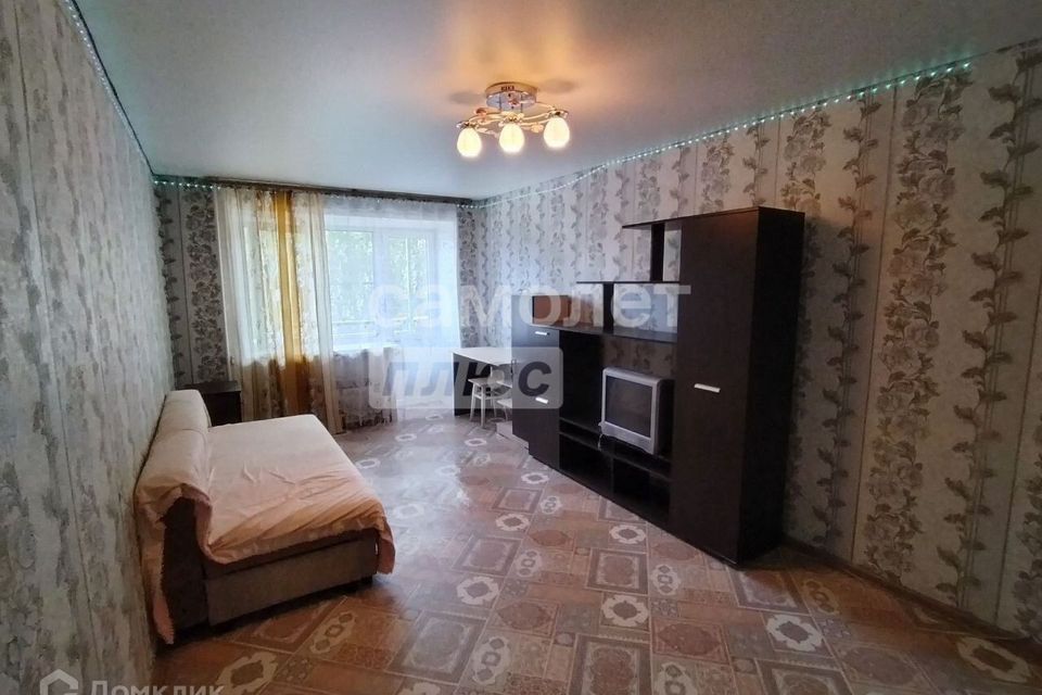 Сдаётся 1-комнатная квартира, 38 м²