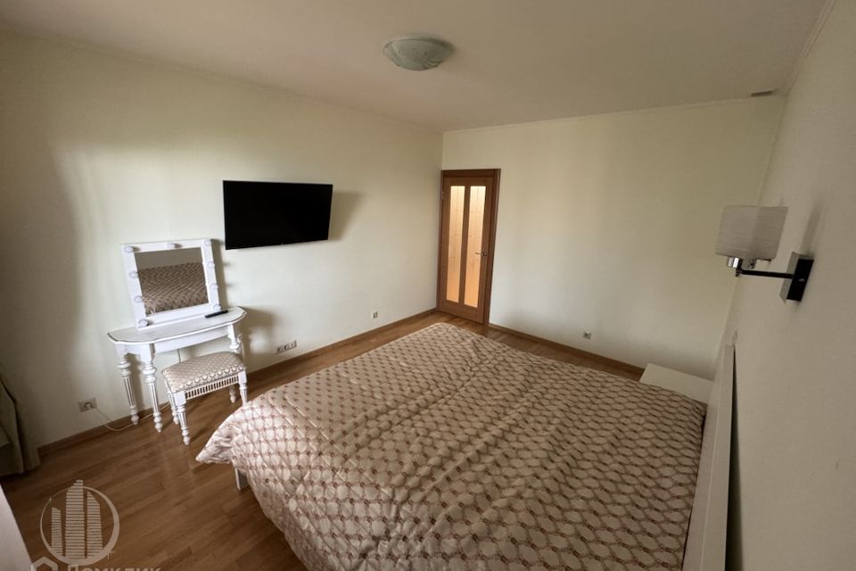 Сдаётся 2-комнатная квартира, 82 м²