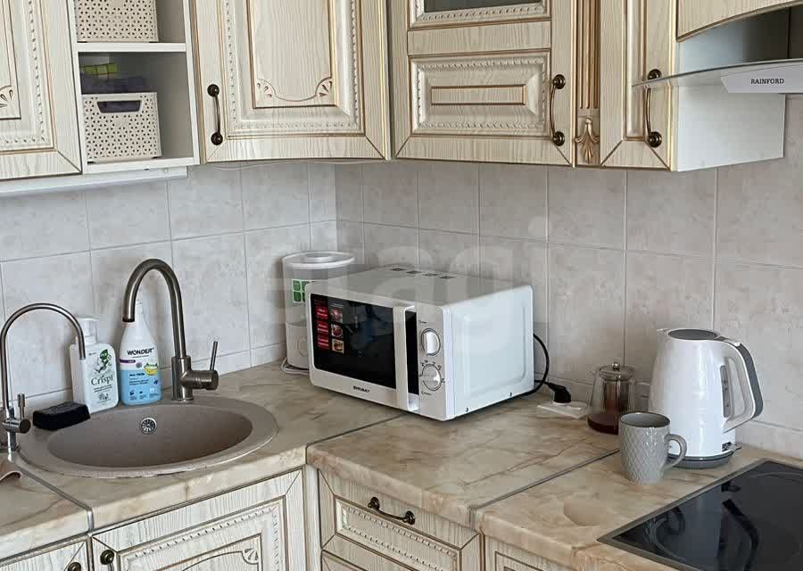 Продаётся 1-комнатная квартира, 41.9 м²