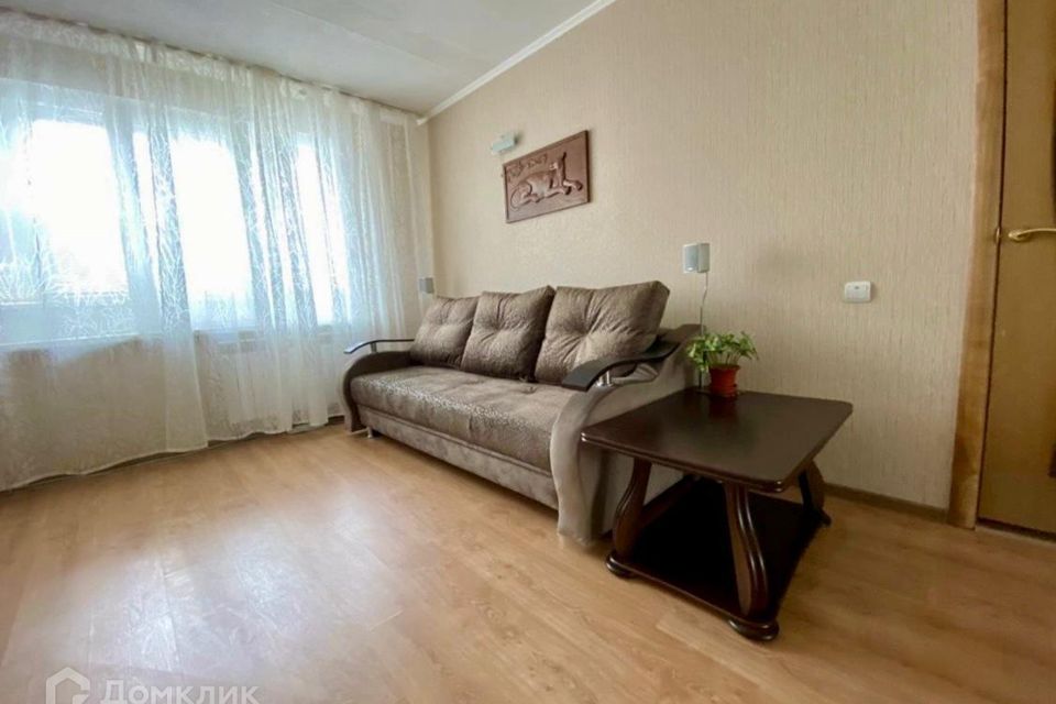 Продаётся 1-комнатная квартира, 38.2 м²