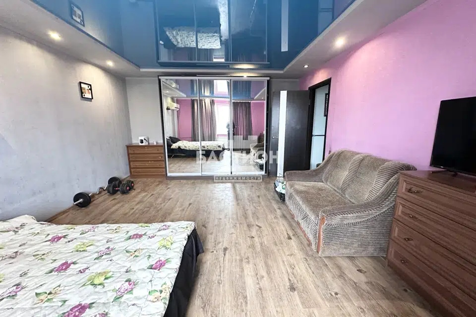 Продаётся 2-комнатная квартира, 58.5 м²