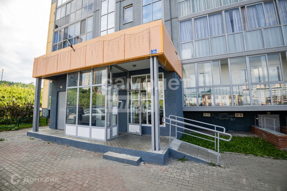 Продаётся 2-комнатная квартира, 60.5 м²