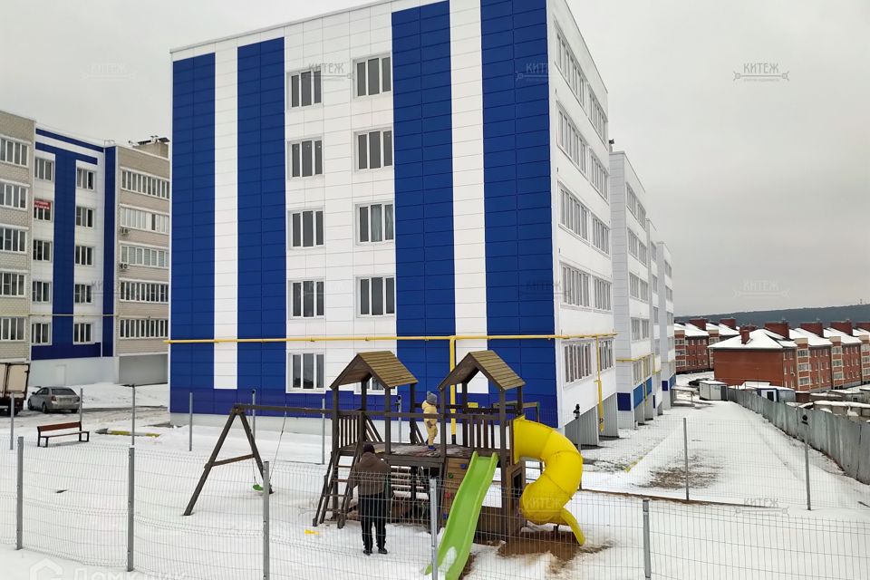 Продаётся 1-комнатная квартира, 46.7 м²
