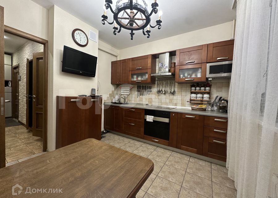 Продаётся 3-комнатная квартира, 74.6 м²