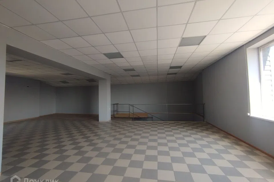 Сдаётся помещение своб. назначения, 400 м²