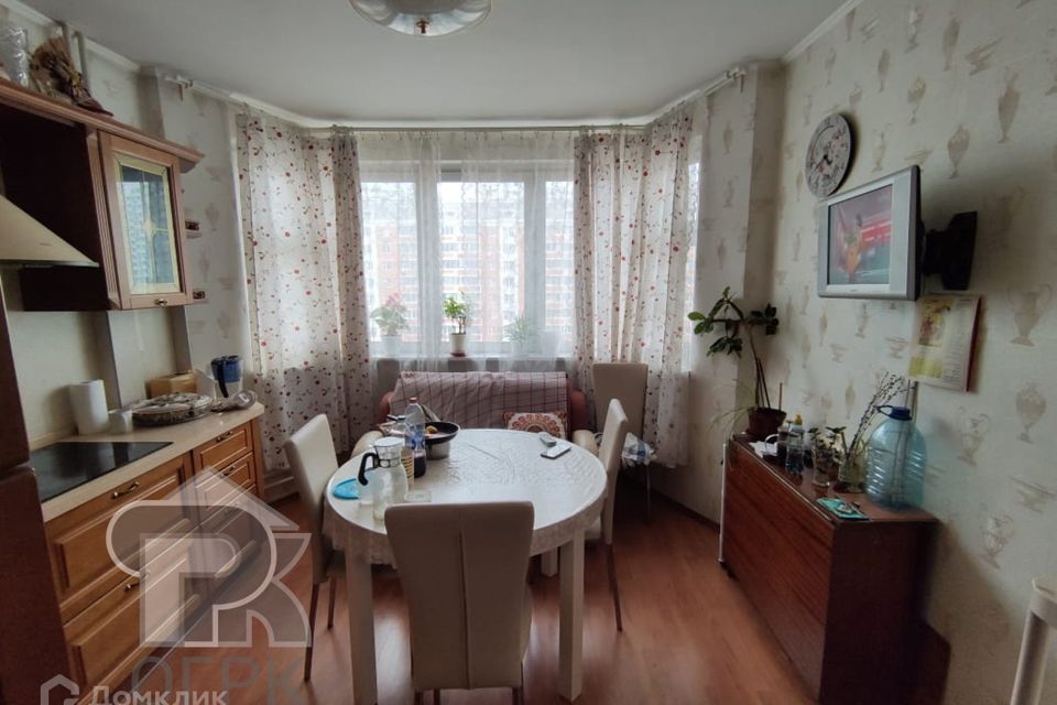 Продаётся 3-комнатная квартира, 74.2 м²