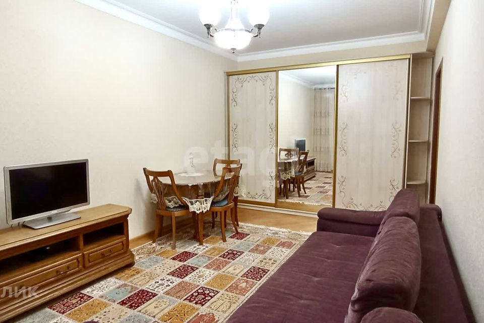 Продаётся 1-комнатная квартира, 48 м²