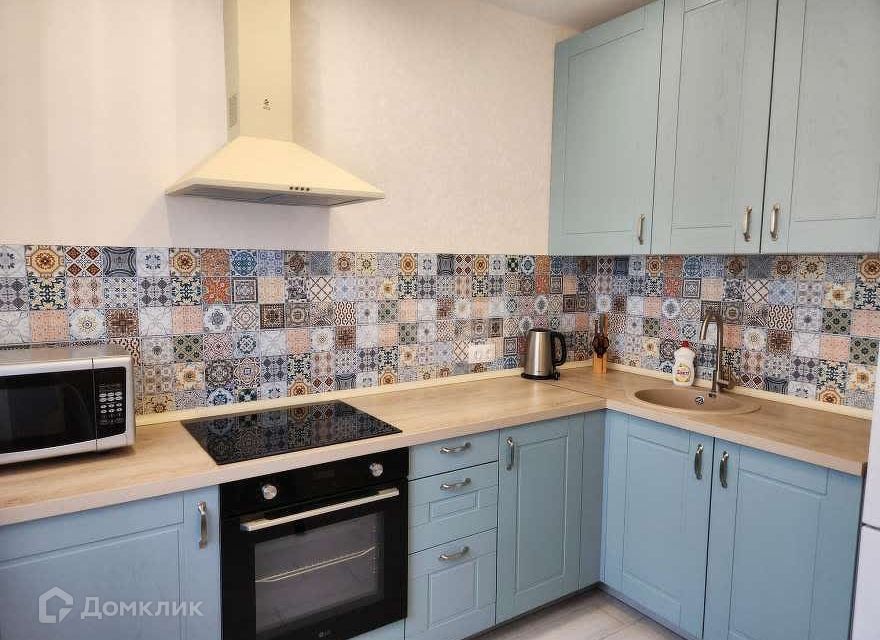 Сдаётся 1-комнатная квартира, 38 м²