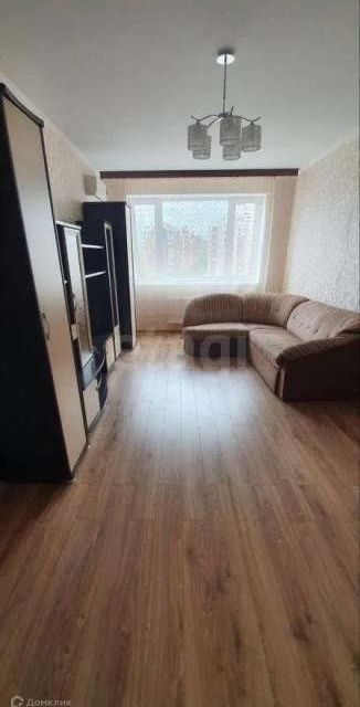 Сдаётся 2-комнатная квартира, 77 м²