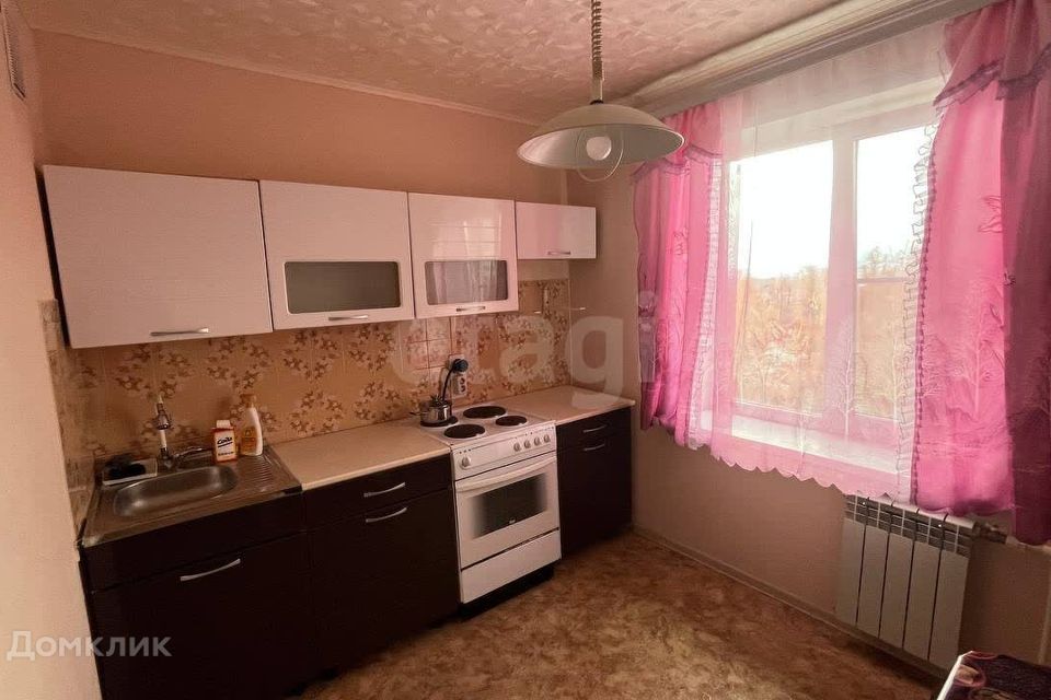 Сдаётся 2-комнатная квартира, 58 м²