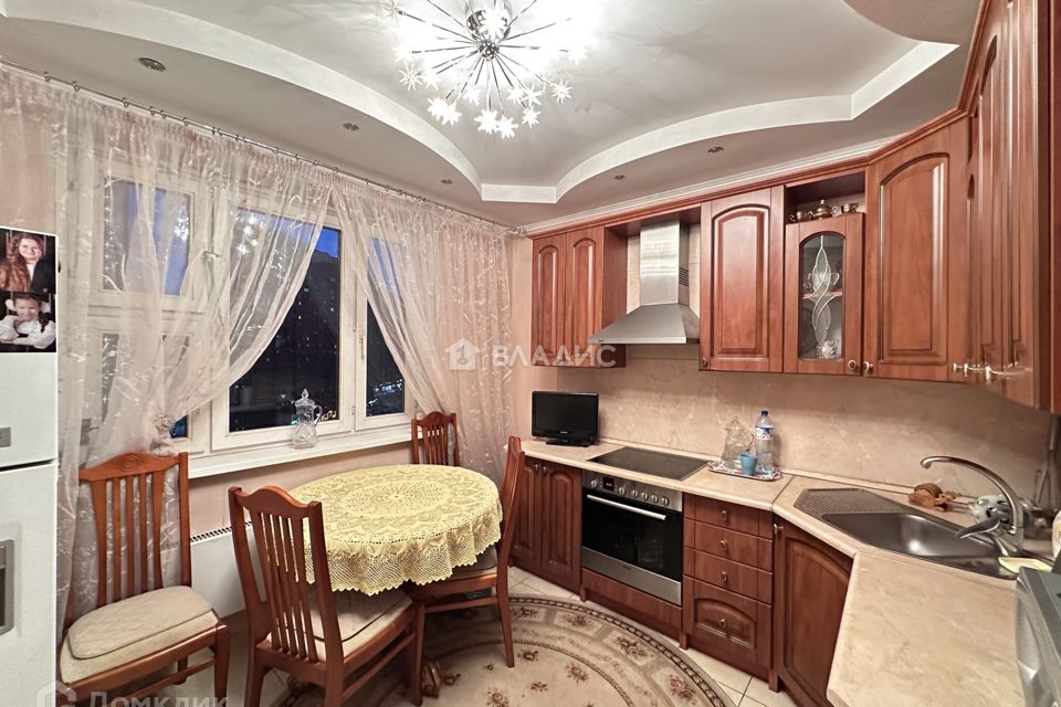 Продаётся 3-комнатная квартира, 74.7 м²