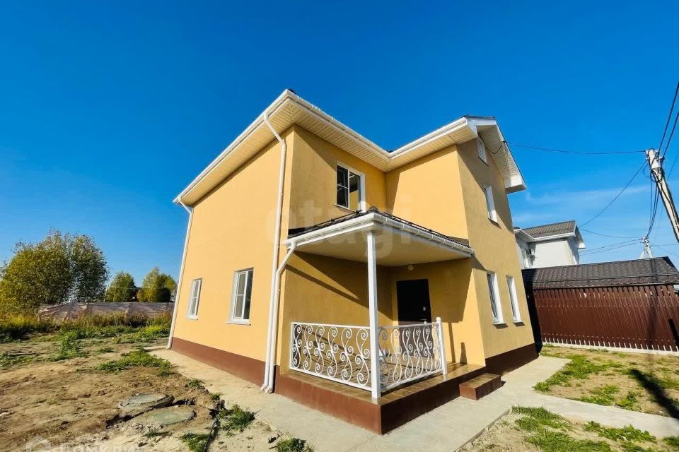 Продаётся 2-этажный дом, 137 м²