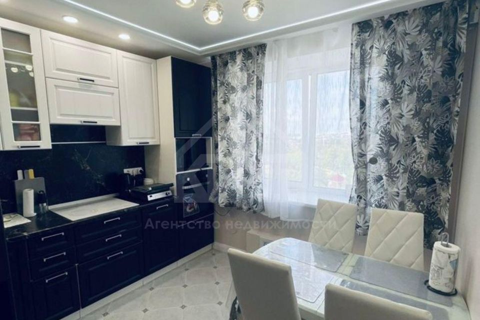 Продаётся 1-комнатная квартира, 41 м²