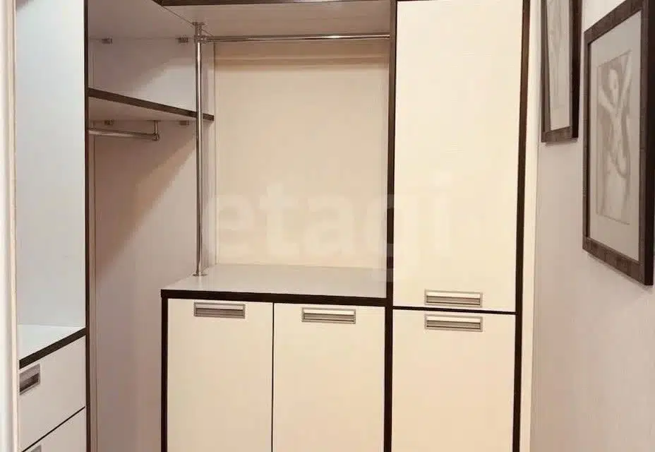 Продаётся 1-комнатная квартира, 44 м²