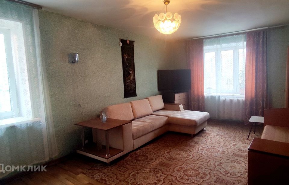 Сдаётся 1-комнатная квартира, 42 м²