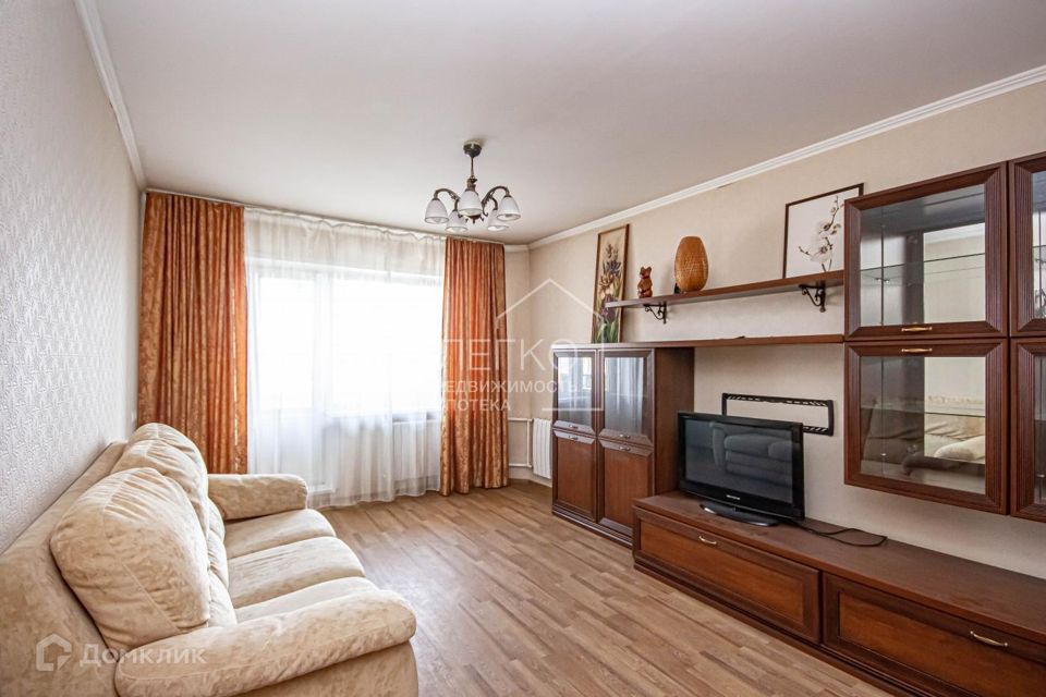 Продаётся 2-комнатная квартира, 56.5 м²