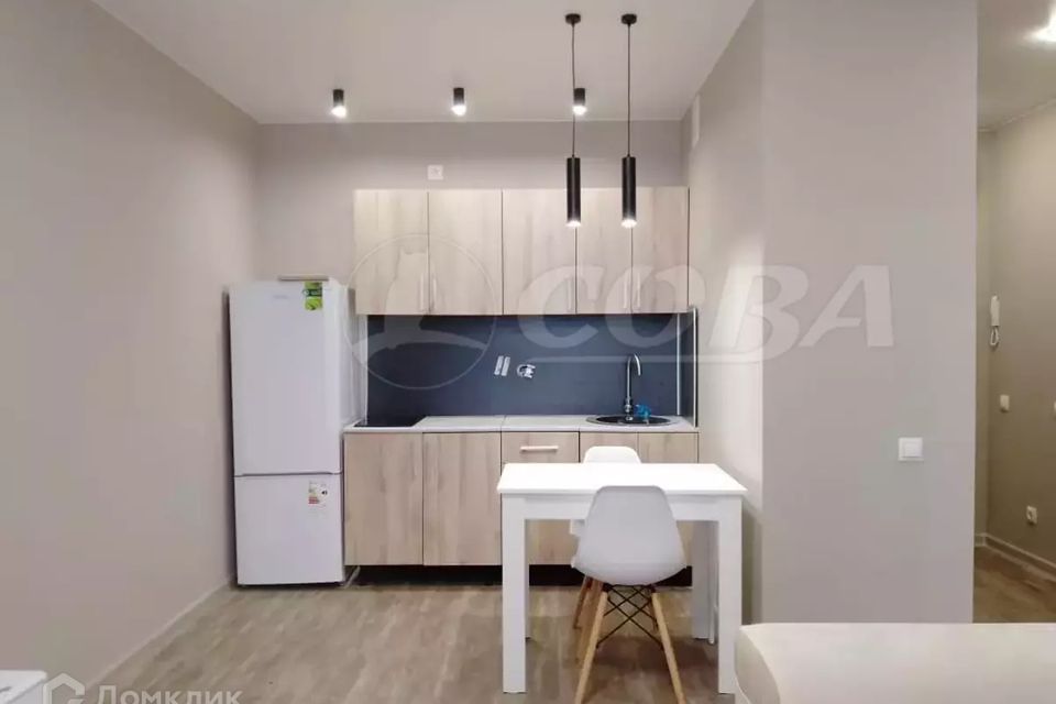 Продаётся 1-комнатная квартира, 37.8 м²