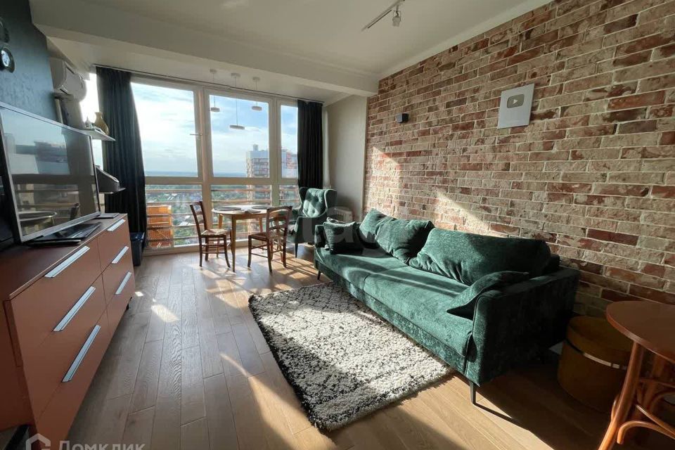 Продаётся 2-комнатная квартира, 47.5 м²