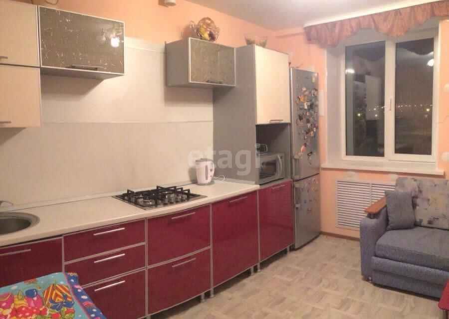 Продаётся 1-комнатная квартира, 42.9 м²