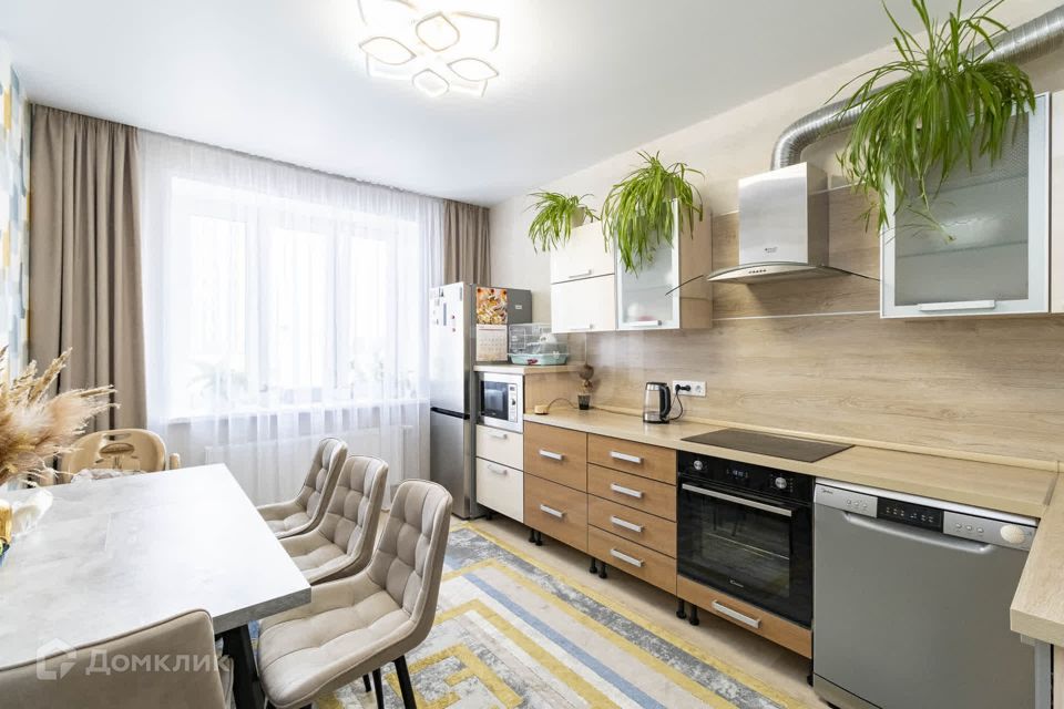Продаётся 2-комнатная квартира, 66.6 м²