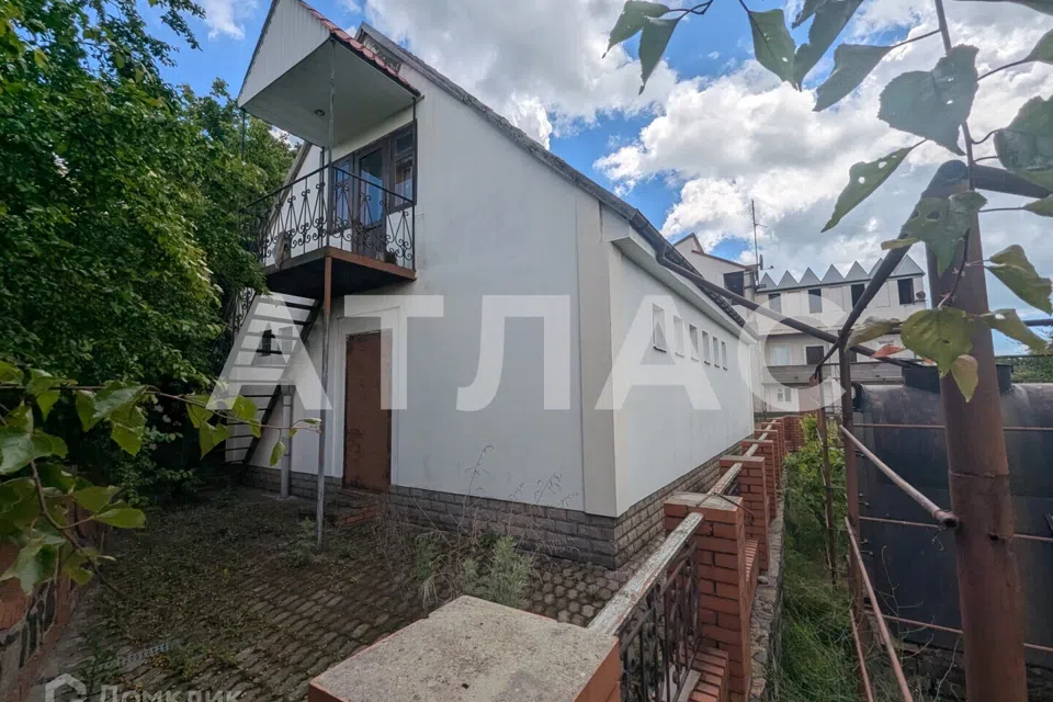 Продаётся 2-этажный дом, 454.4 м²