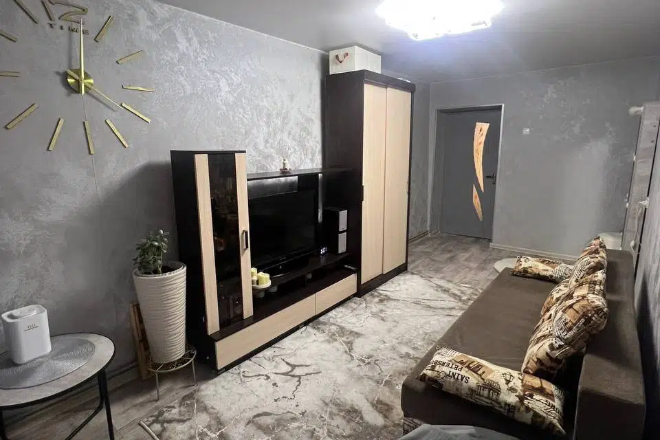 Продаётся 3-комнатная квартира, 60 м²