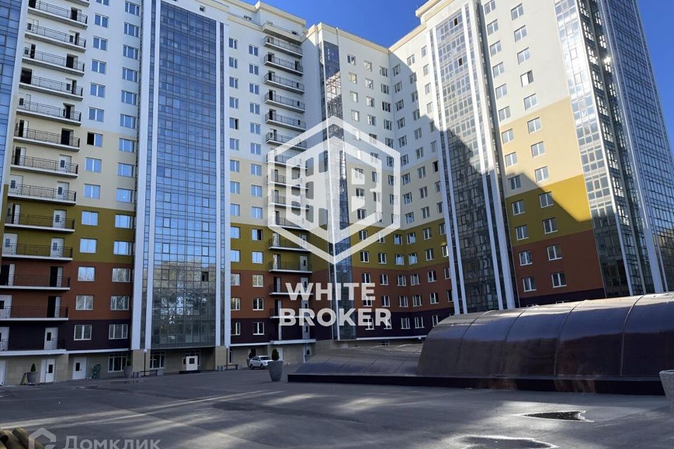 Продаётся 1-комнатная квартира, 137.7 м²