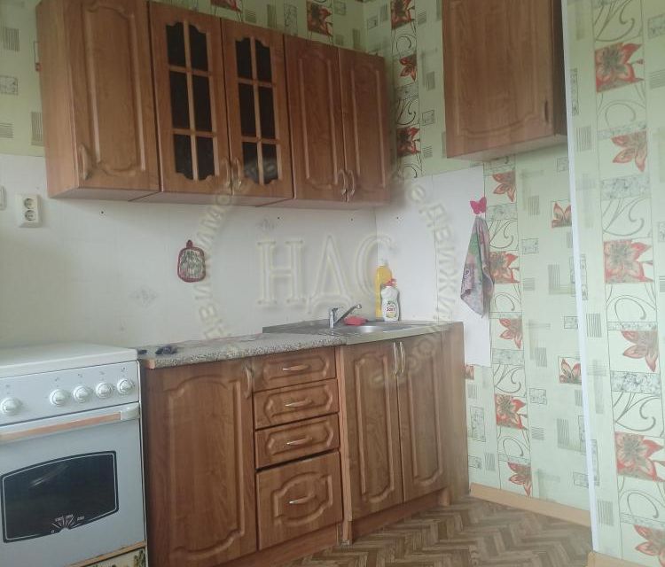 Продаётся 1-комнатная квартира, 41 м²