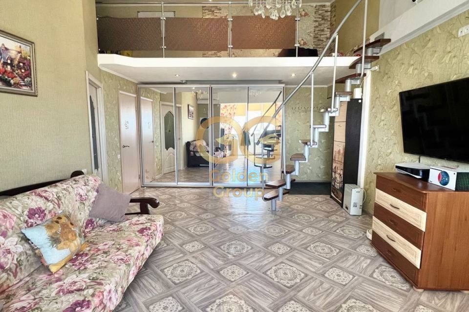 Продаётся 1-комнатная квартира, 42 м²
