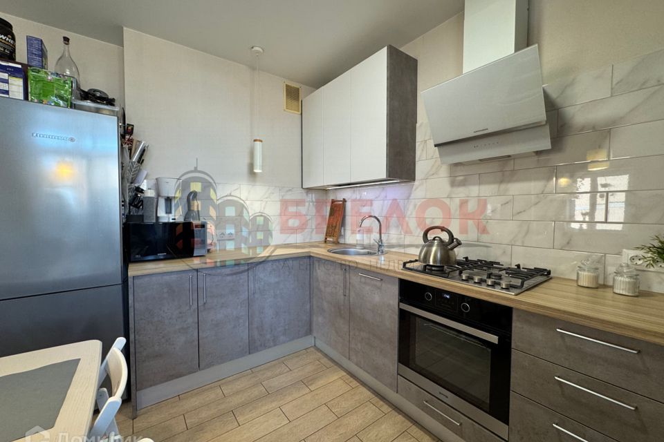 Продаётся 2-комнатная квартира, 56 м²