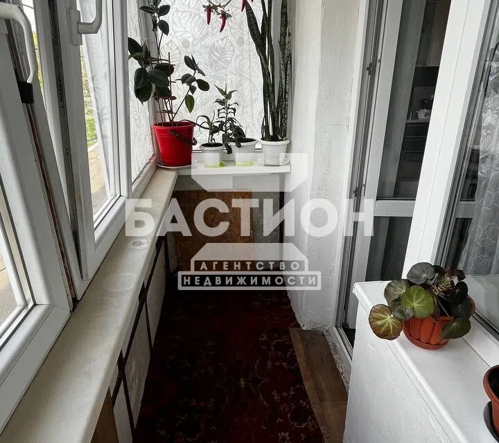 Продаётся 3-комнатная квартира, 57.8 м²