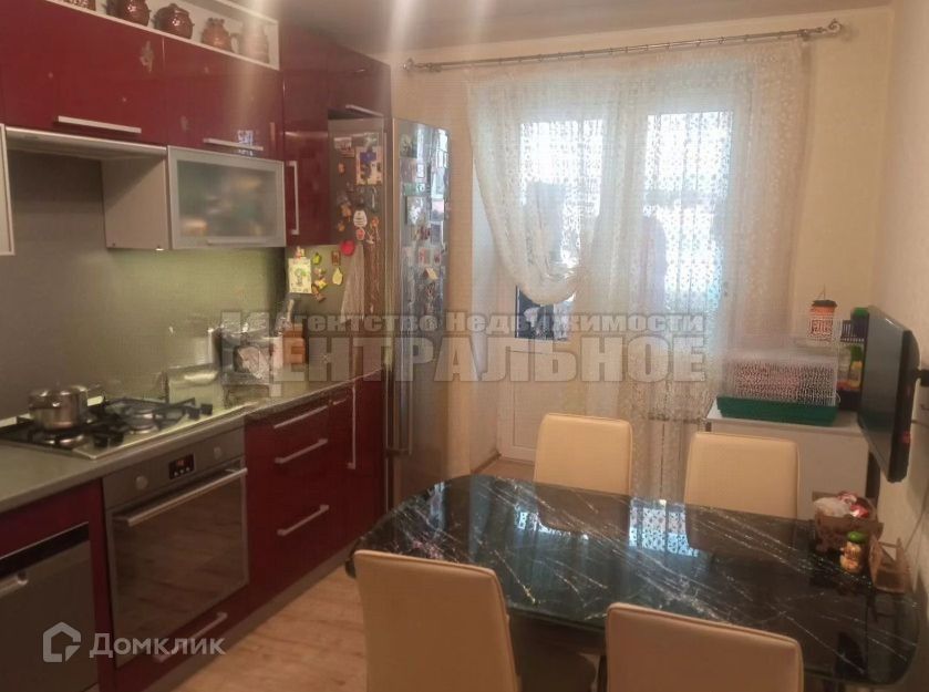 Продаётся 2-комнатная квартира, 65 м²