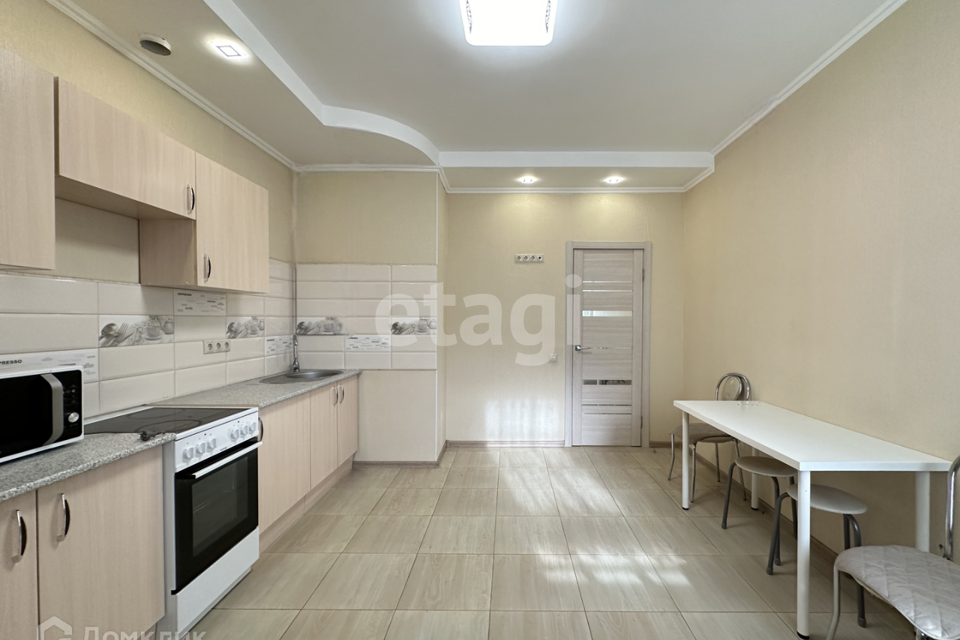 Продаётся 3-комнатная квартира, 79.4 м²