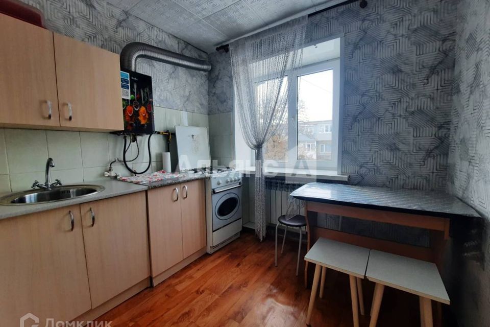 Продаётся 3-комнатная квартира, 61.7 м²