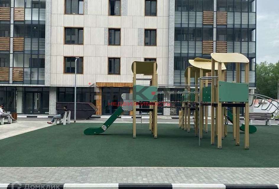 Продаётся 1-комнатная квартира, 63.35 м²
