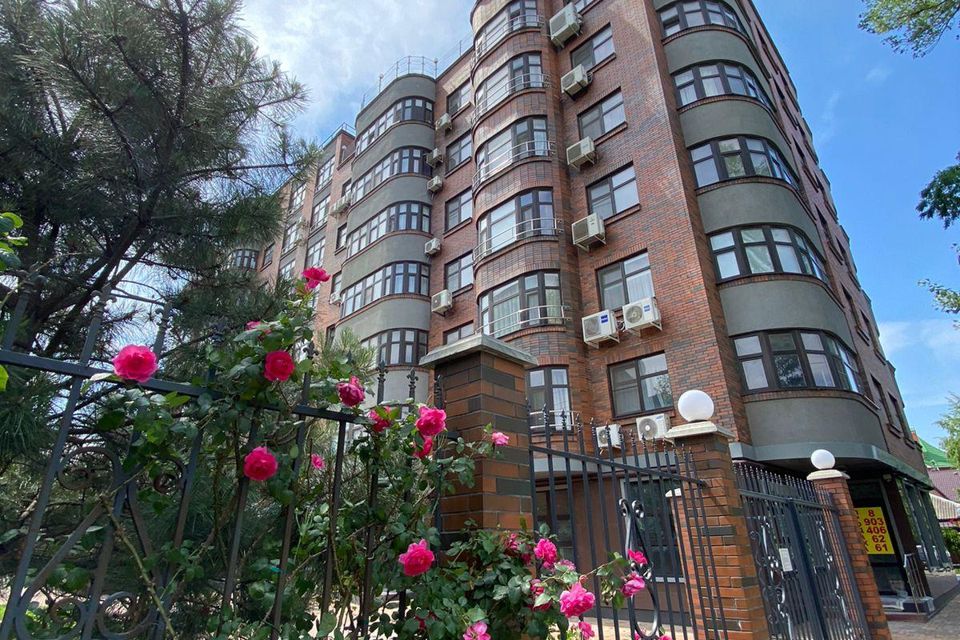 Продаётся 1-комнатная квартира, 52 м²
