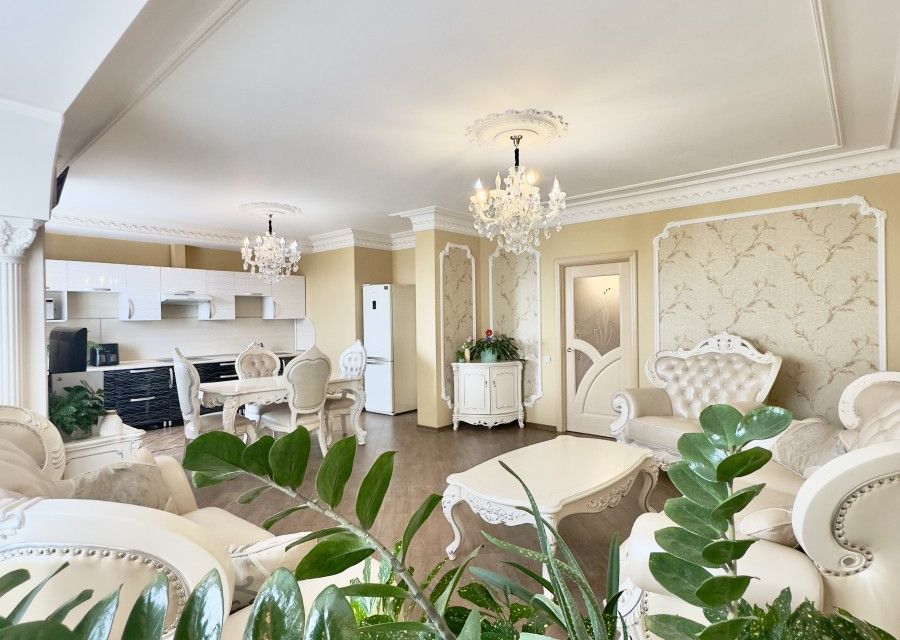 Продаётся 3-комнатная квартира, 98.6 м²