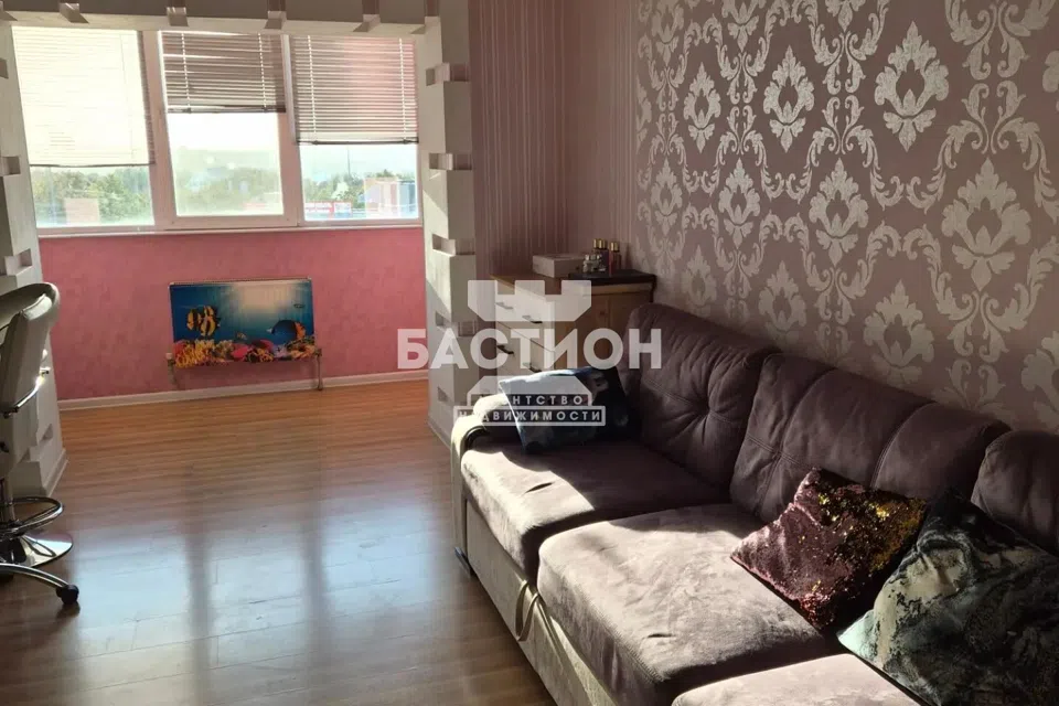 Продаётся 3-комнатная квартира, 60.9 м²