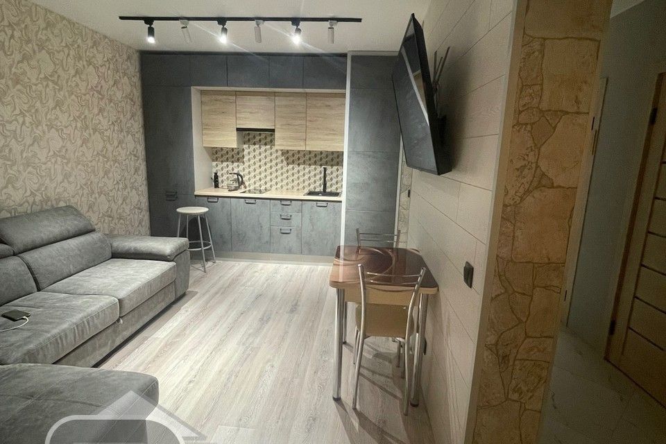Продаётся 2-комнатная квартира, 56 м²