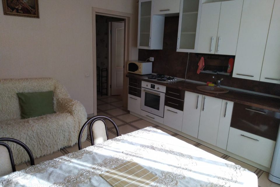 Сдаётся 1-комнатная квартира, 42.7 м²