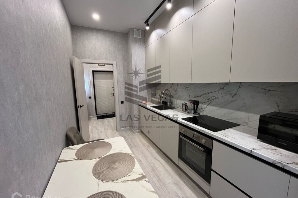 Сдаётся 1-комнатная квартира, 43 м²