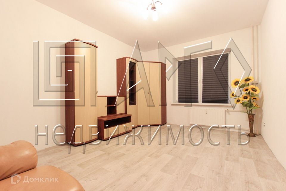 Продаётся 1-комнатная квартира, 41.7 м²