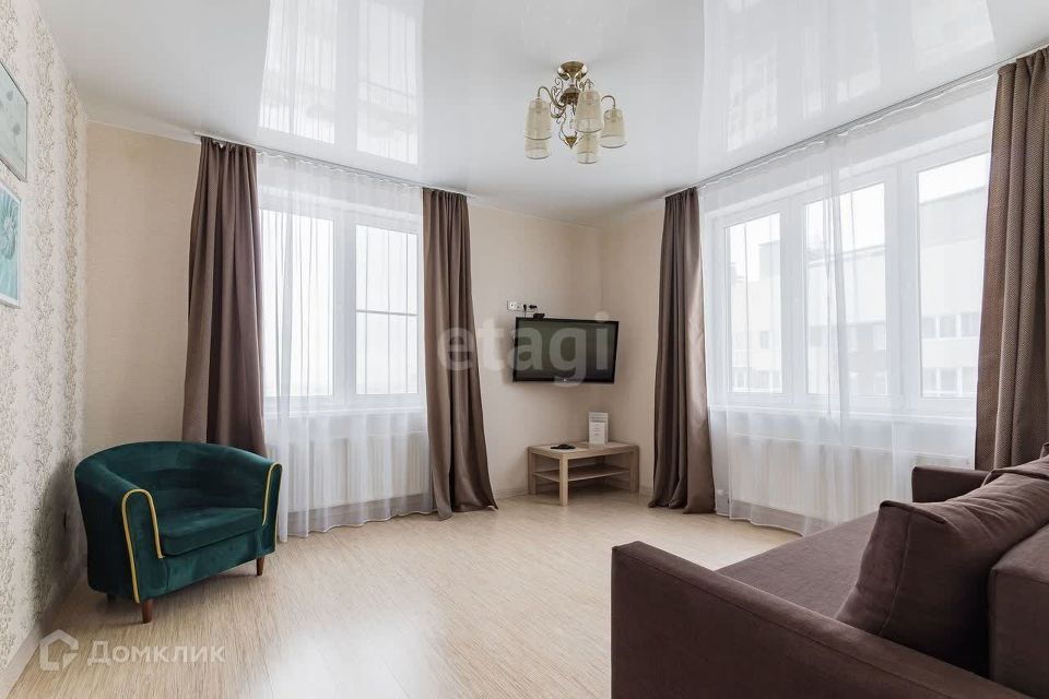 Сдаётся 2-комнатная квартира, 56 м²